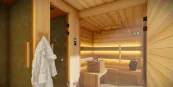 Szauna és zuhany Szauna és zuhany