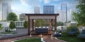 Pergola natúr színben egyedi tömörfa design fallal