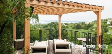 Egyedi pergola balatoni welness kertben